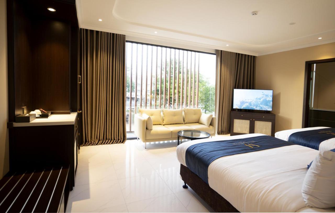 Millennium Hue Hotel ภายนอก รูปภาพ